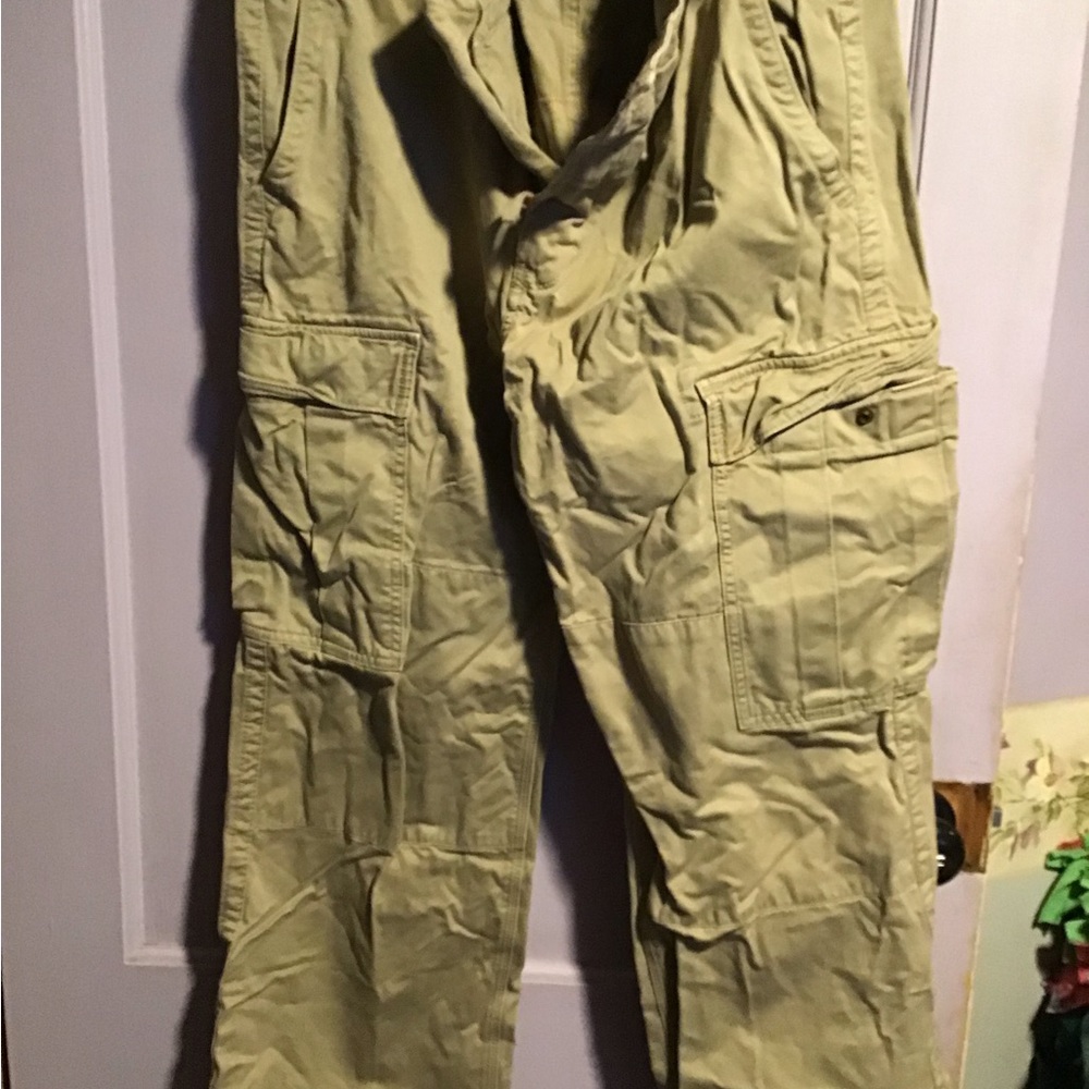 GAP cargo pants 35 x 30